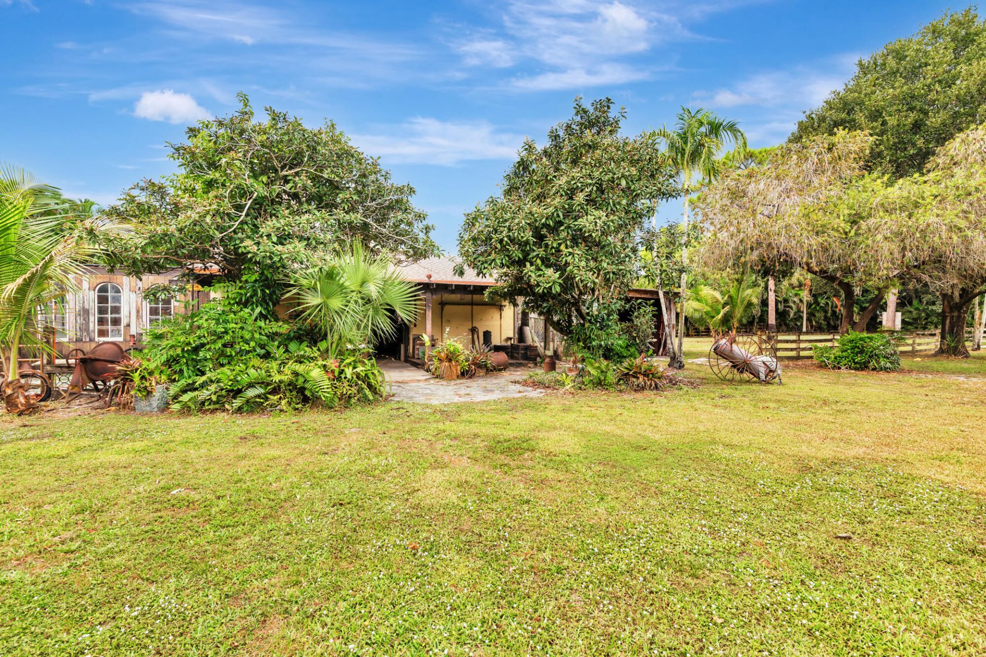 6725 Katherine Road, West Palm Beach, FL 33413 Photo