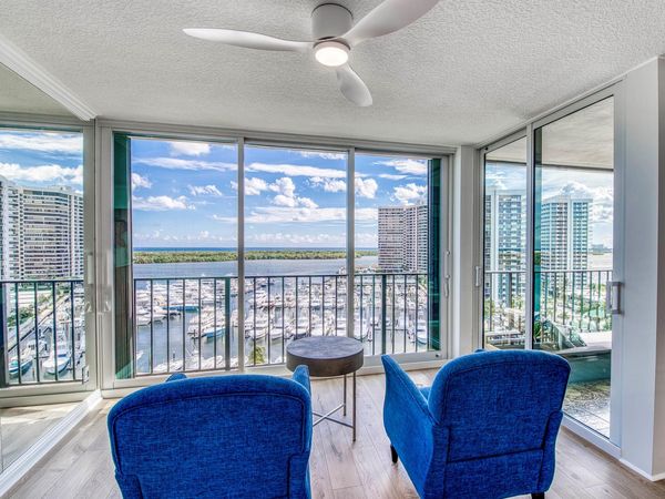 120 Lakeshore Drive, Unit T36, North Palm Beach, FL 33408