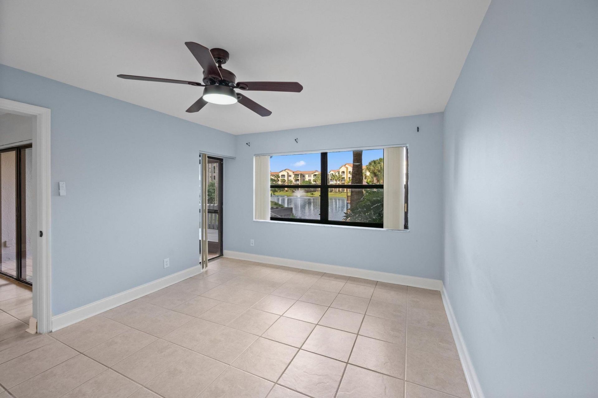 600 Uno Lago Drive, Unit 104, Juno Beach, FL 33408 Photo