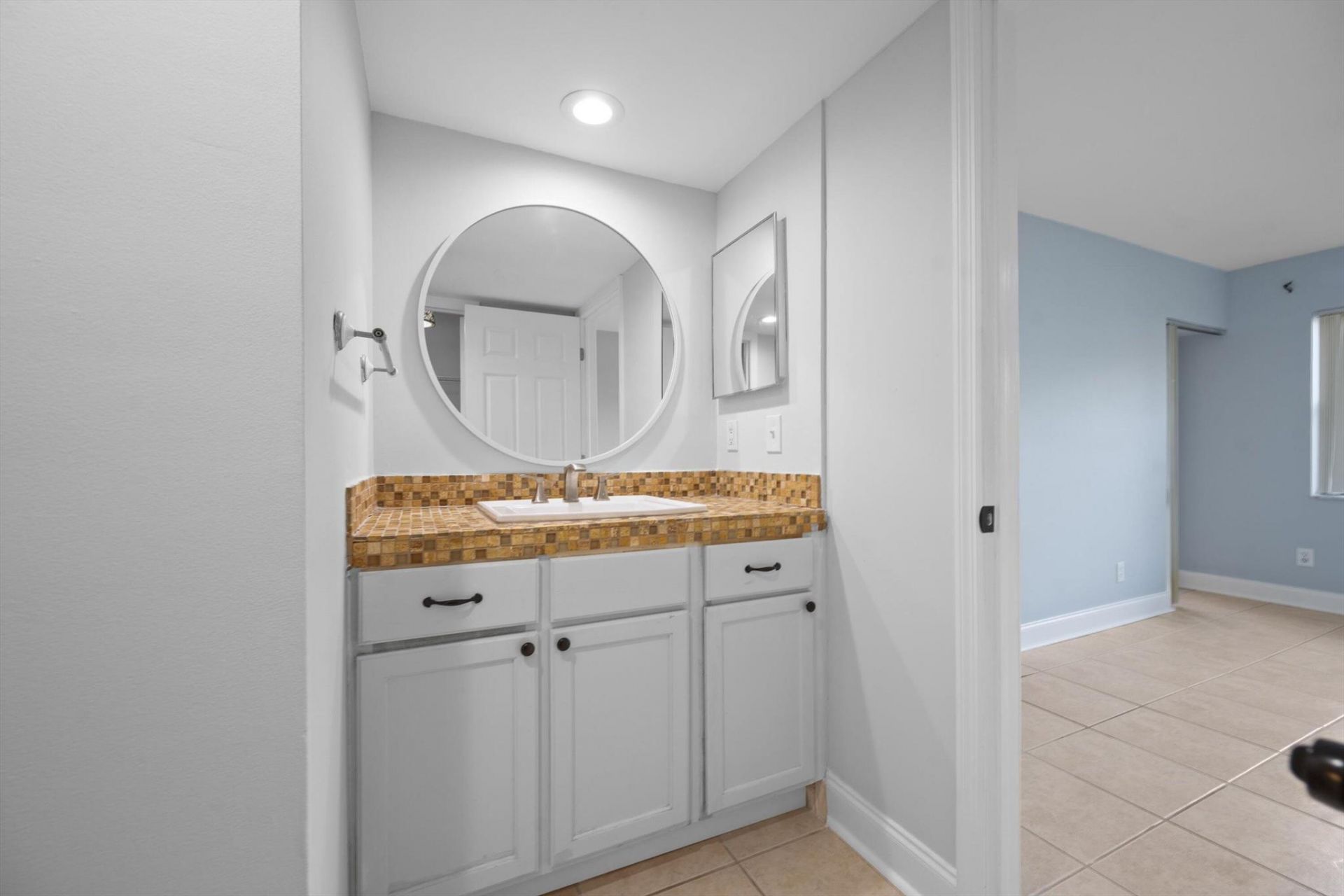 600 Uno Lago Drive, Unit 104, Juno Beach, FL 33408 Photo