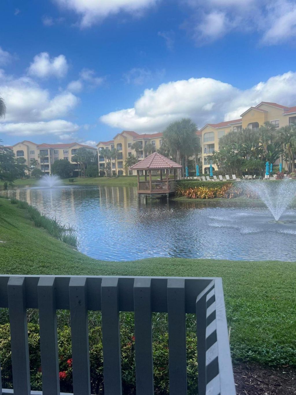 600 Uno Lago Drive, Unit 104, Juno Beach, FL 33408 Photo