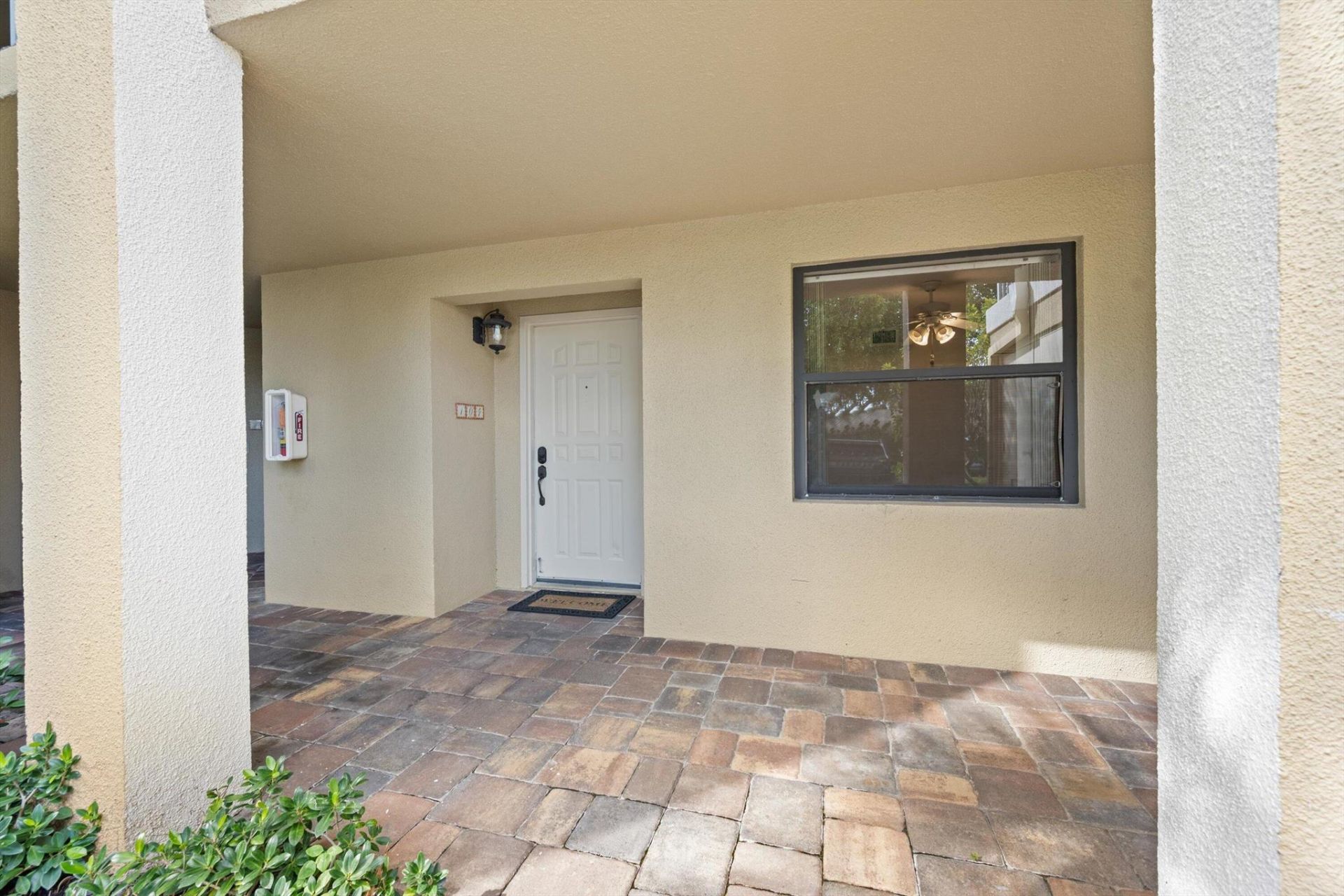 600 Uno Lago Drive, Unit 104, Juno Beach, FL 33408 Photo