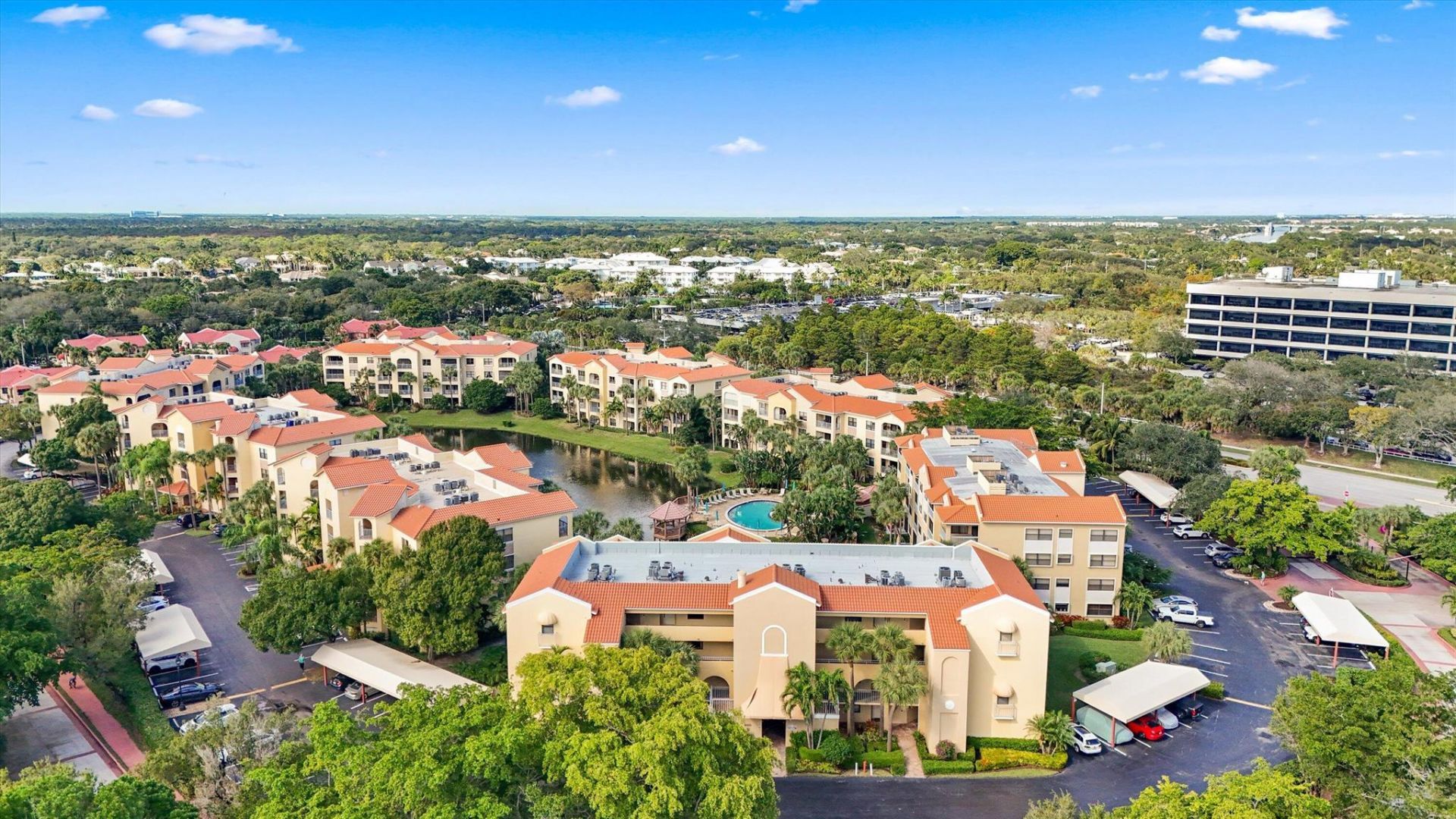 600 Uno Lago Drive, Unit 104, Juno Beach, FL 33408 Photo