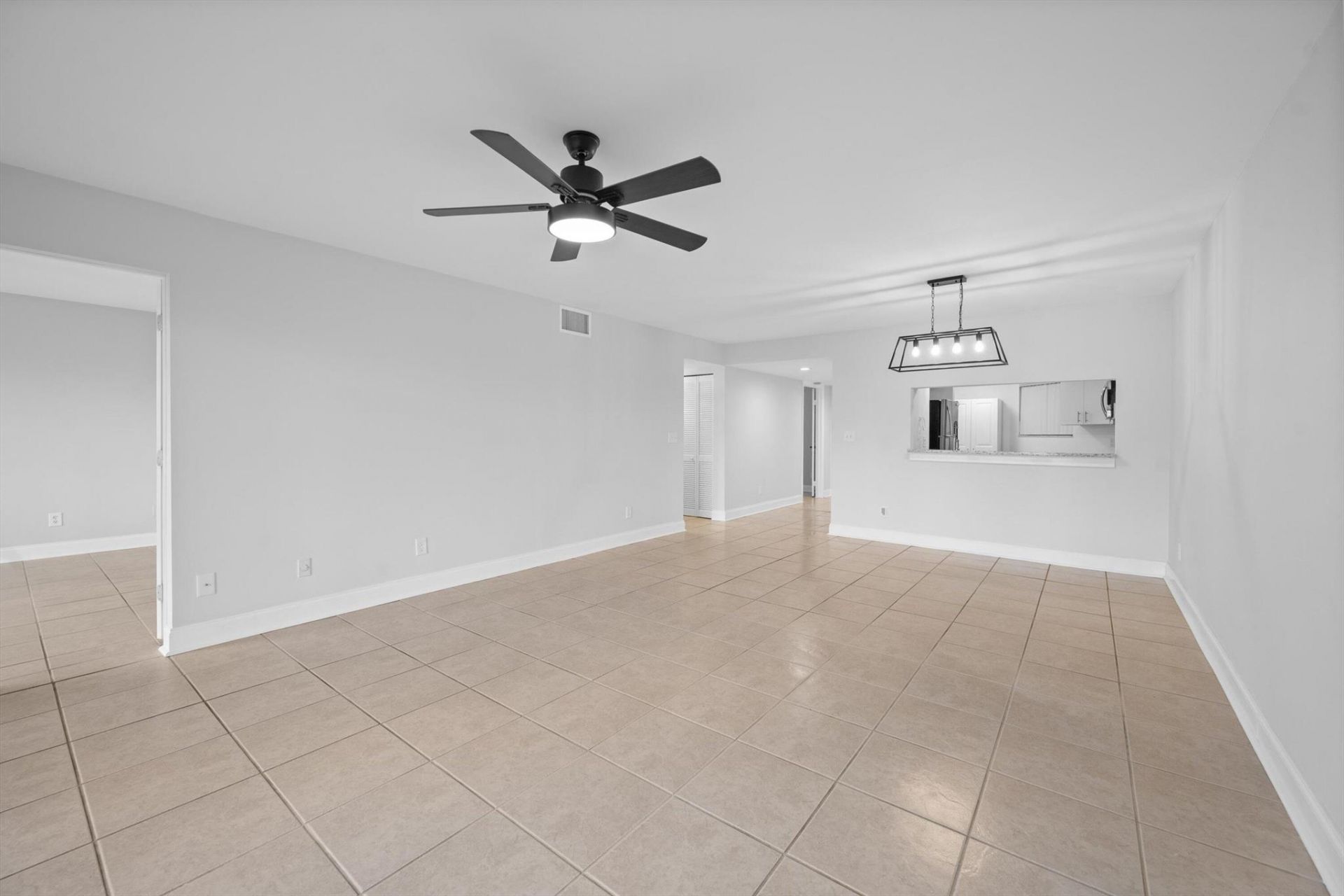 600 Uno Lago Drive, Unit 104, Juno Beach, FL 33408 Photo