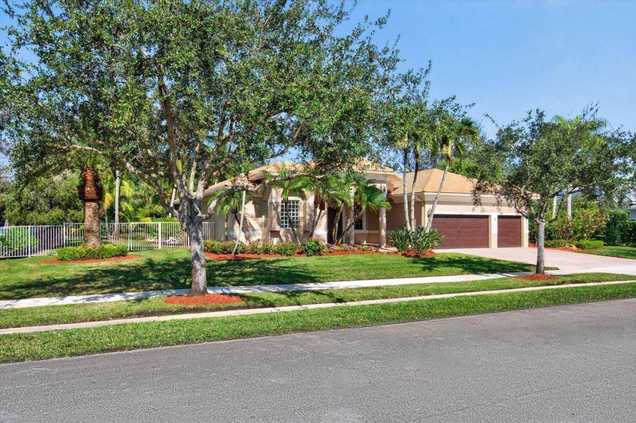 15601 SW 15th Street, Davie, FL 33326 Photo