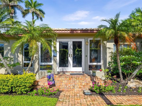 359 Poinciana Dr, Fort Lauderdale, FL 33301