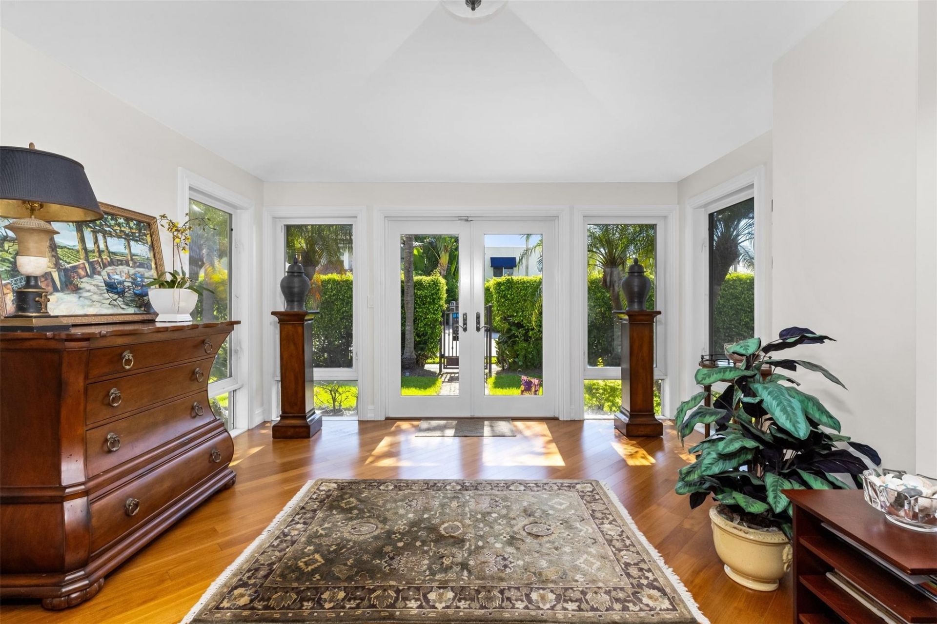 359 Poinciana Drive, Fort Lauderdale, FL 33301 Photo