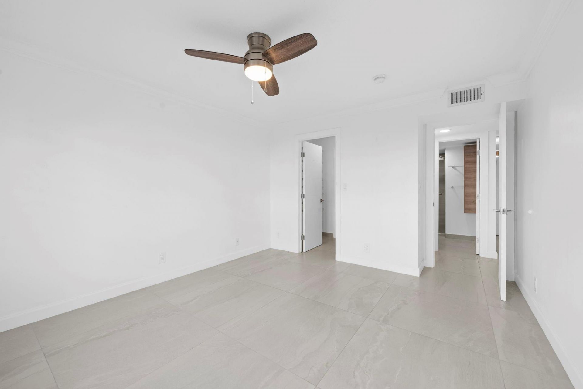 1515 E Broward Boulevard, Unit 124, Fort Lauderdale, FL 33301 Photo