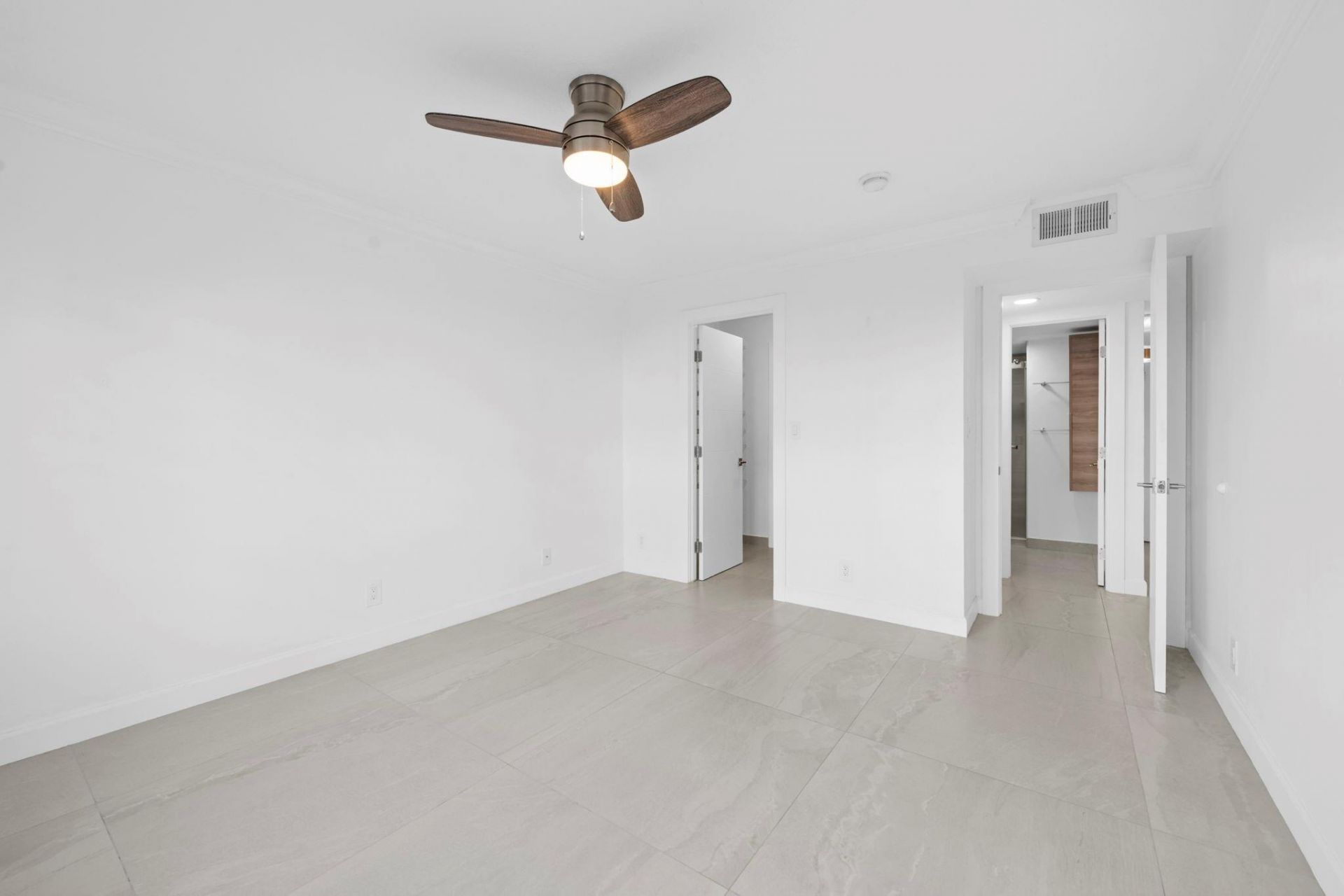 1515 E Broward Boulevard, Unit 124, Fort Lauderdale, FL 33301 Photo