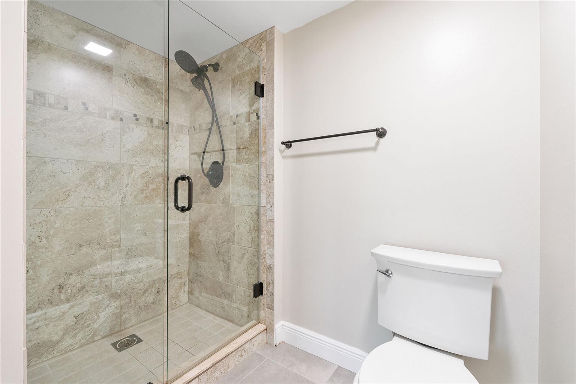 6181 Balboa Circle, Unit 403, Boca Raton, FL 33433 Photo