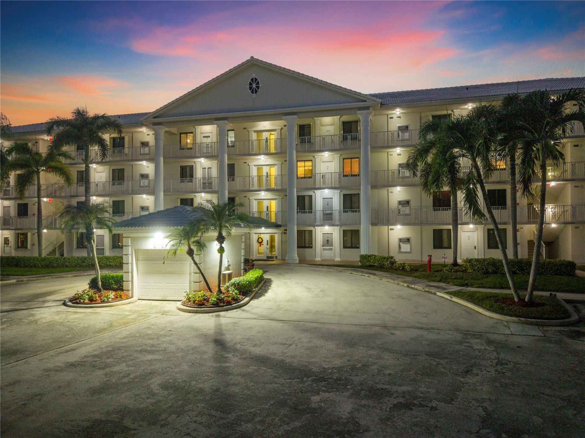 6181 Balboa Circle, Unit 403, Boca Raton, FL 33433 Photo