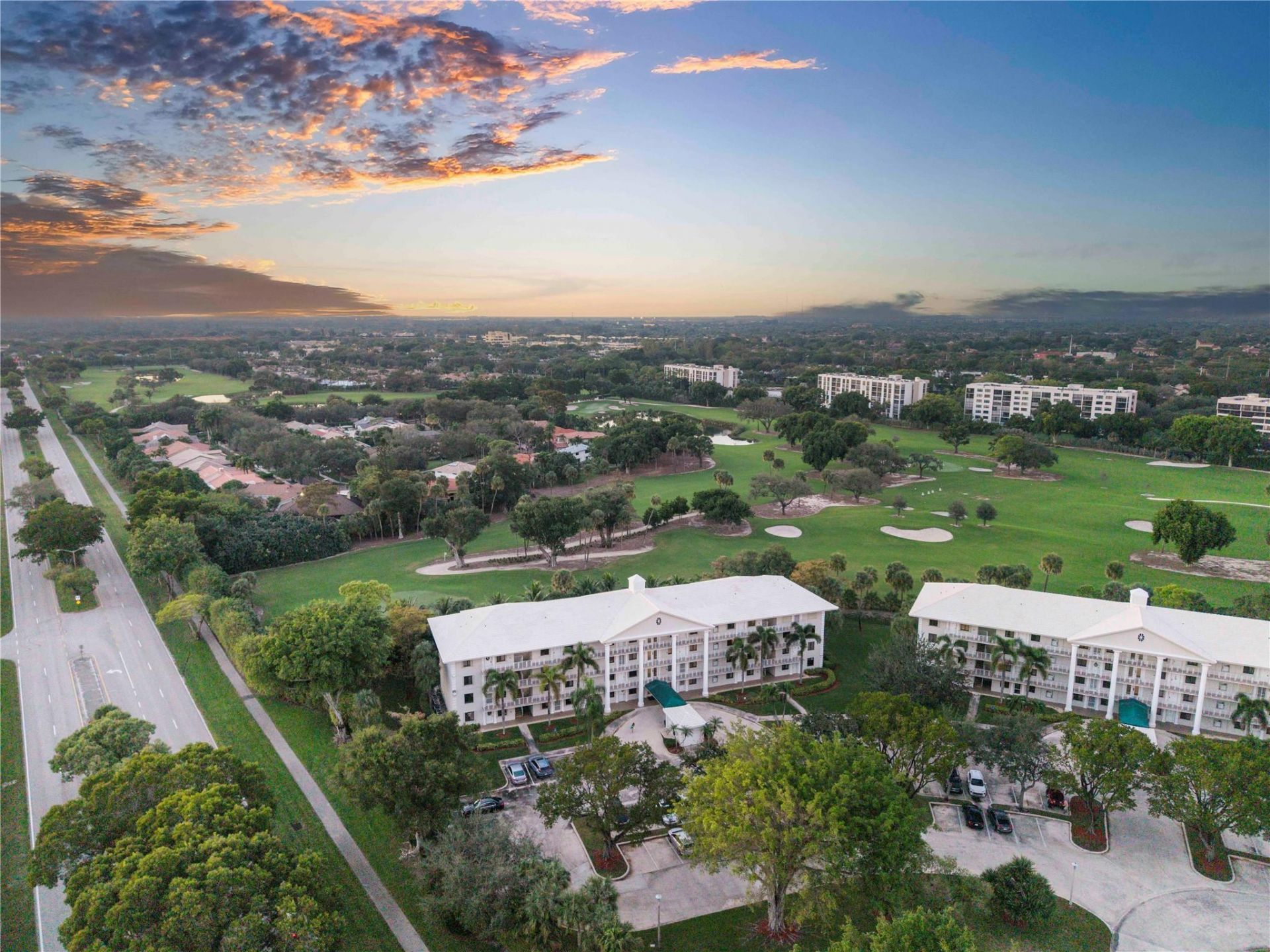 6181 Balboa Circle, Unit 403, Boca Raton, FL 33433 Photo