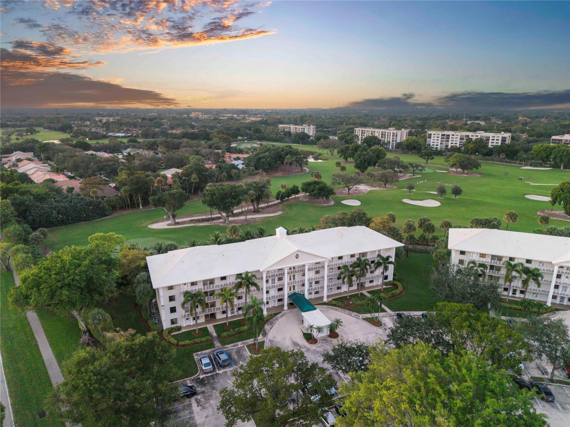 6181 Balboa Circle, Unit 403, Boca Raton, FL 33433 Photo