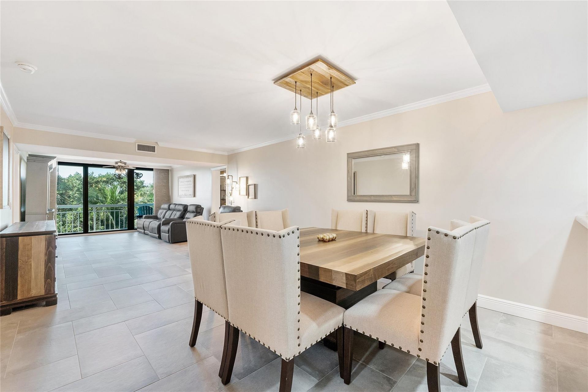 6181 Balboa Circle, Unit 403, Boca Raton, FL 33433 Photo