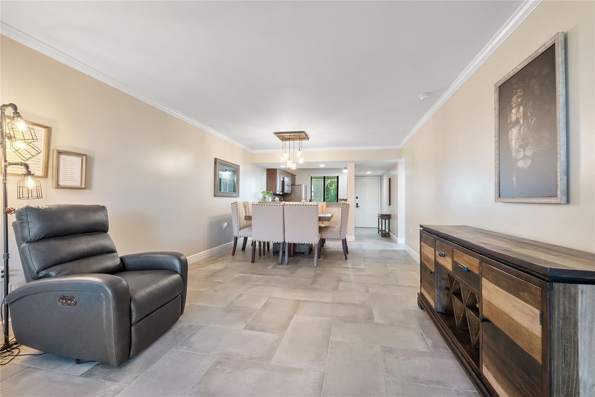 6181 Balboa Circle, Unit 403, Boca Raton, FL 33433 Photo