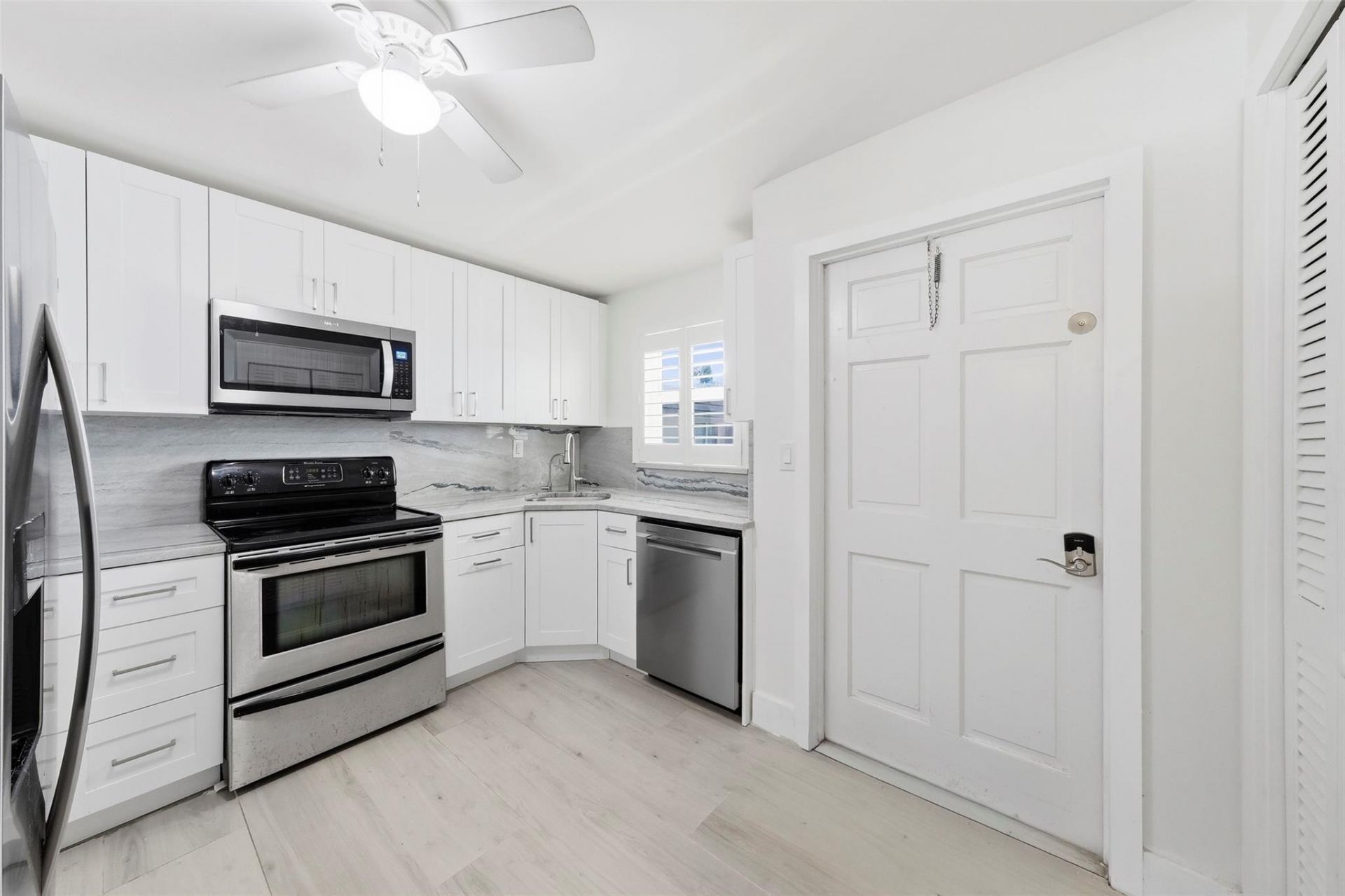 1450 N Riverside Drive, Unit 201, Pompano Beach, FL 33062 Photo