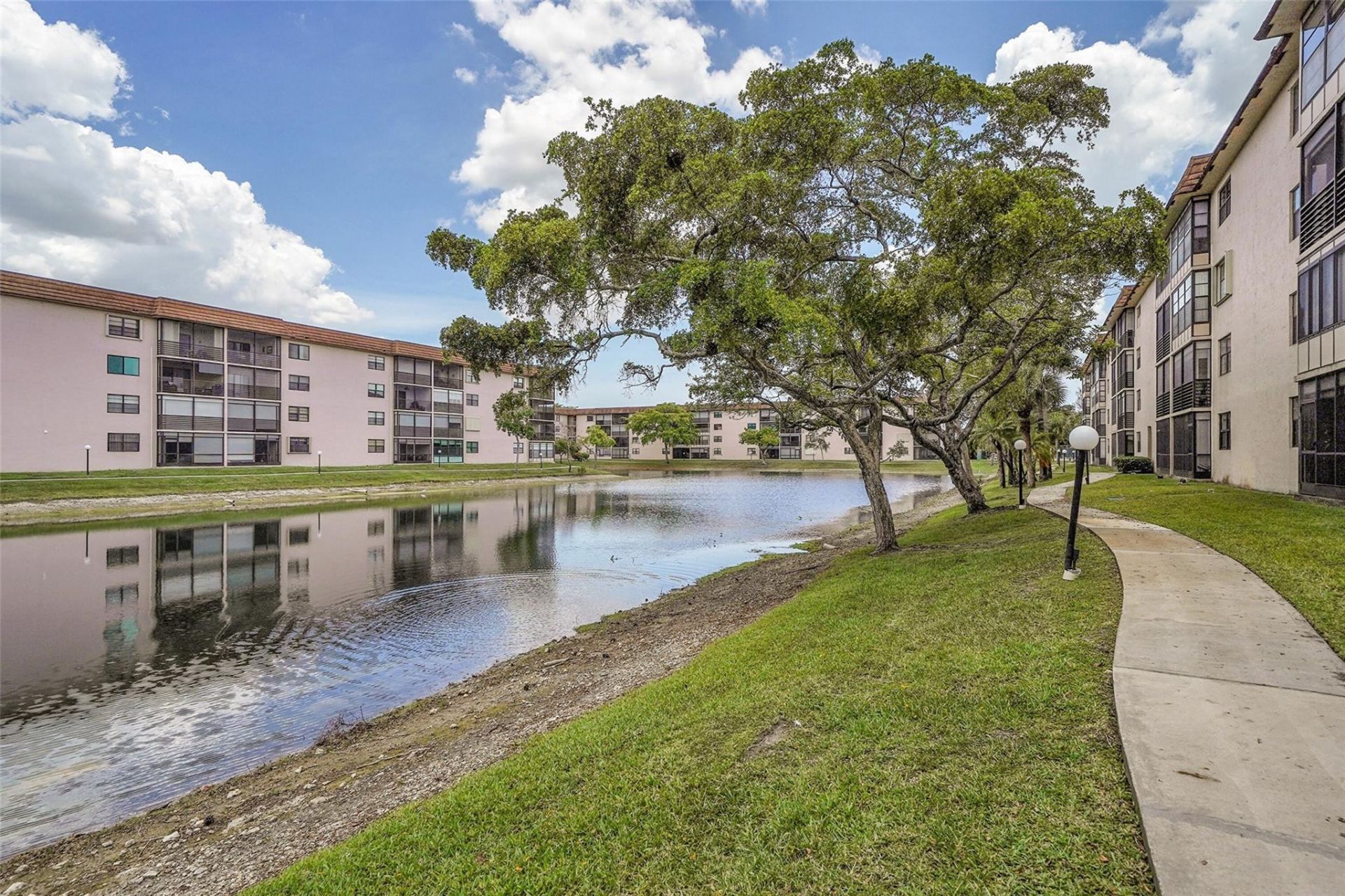4950 E Sabal Palm Boulevard, Unit 302, Tamarac, FL 33319 Photo