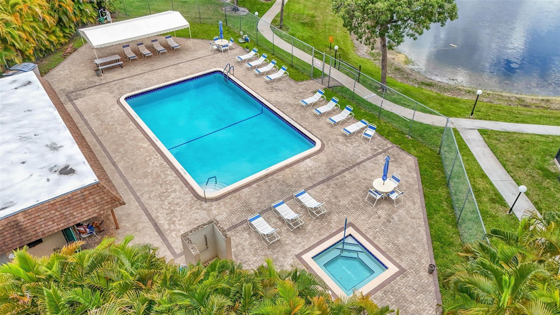 4950 E Sabal Palm Boulevard, Unit 302, Tamarac, FL 33319 Photo