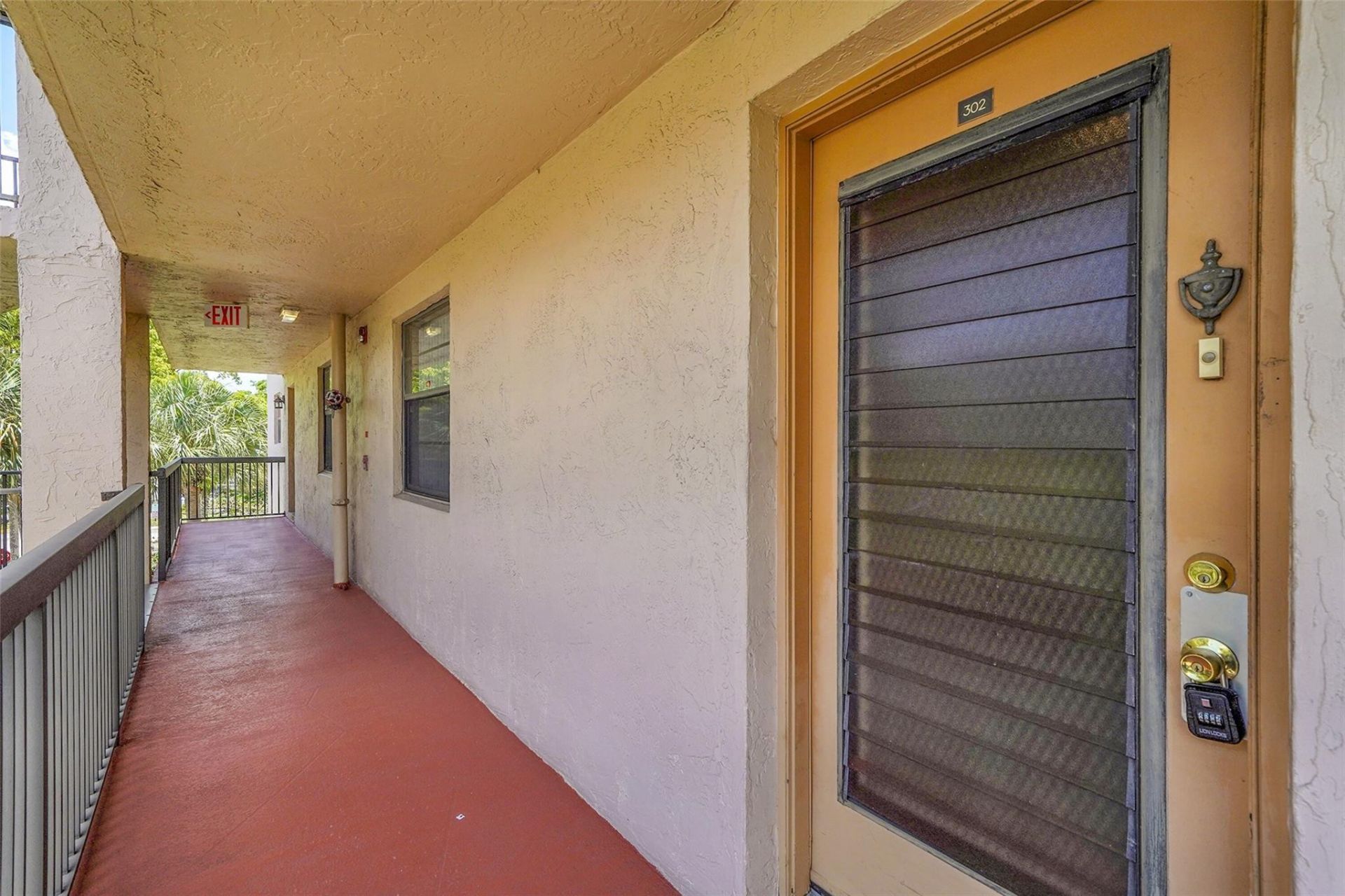 4950 E Sabal Palm Boulevard, Unit 302, Tamarac, FL 33319 Photo