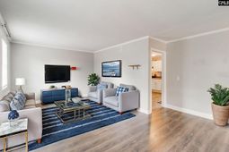 317 Saddlefield Road photo 4