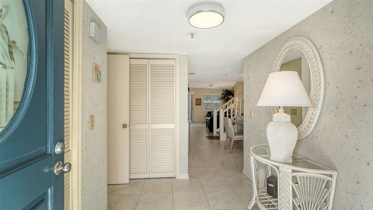 1225 Siesta Bayside Drive, Unit 1225B, Sarasota, FL 34242 Photo