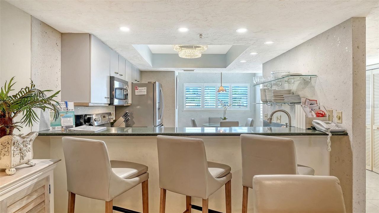 1225 Siesta Bayside Drive, Unit 1225B, Sarasota, FL 34242 Photo