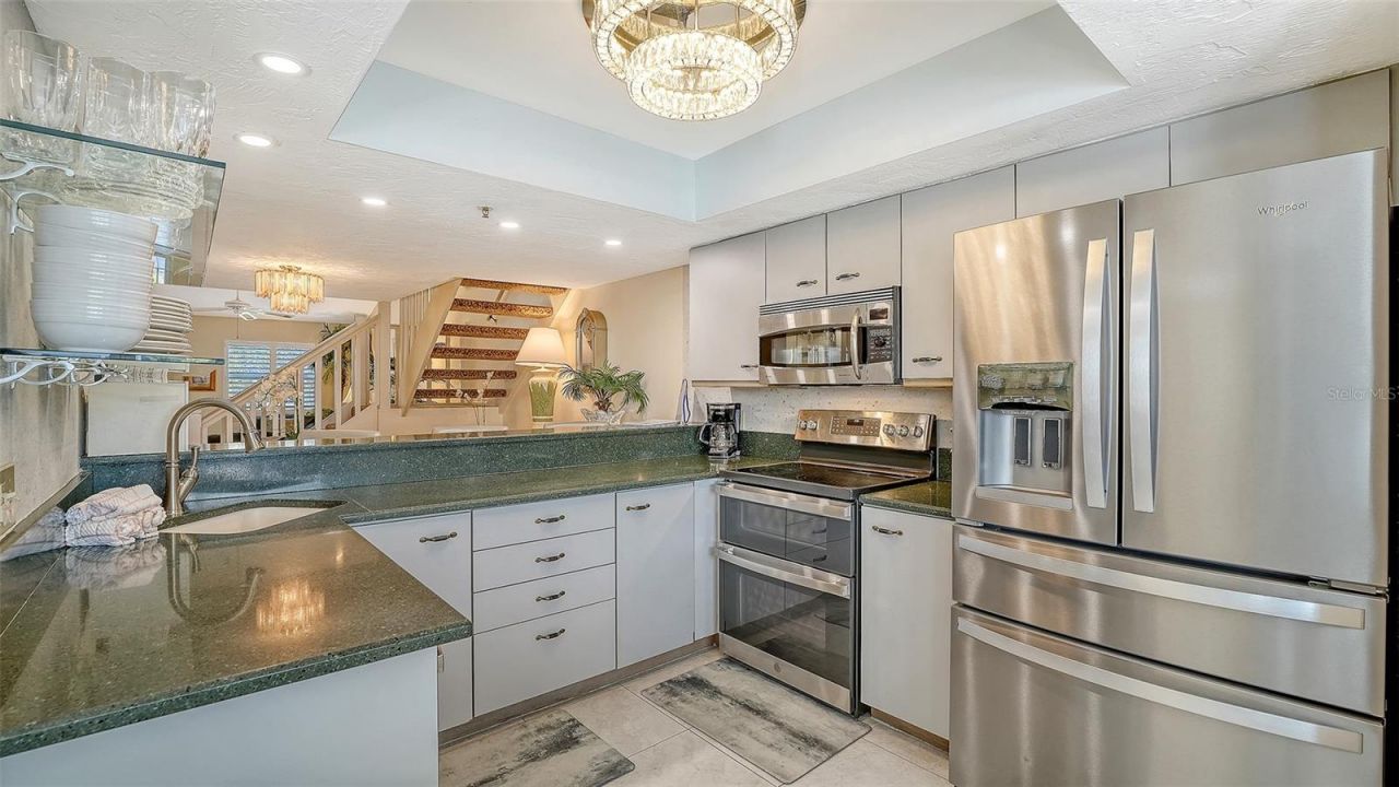 1225 Siesta Bayside Drive, Unit 1225B, Sarasota, FL 34242 Photo