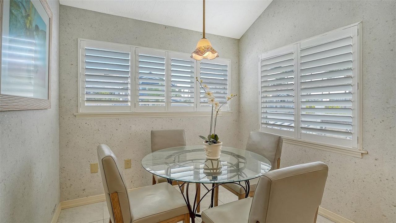 1225 Siesta Bayside Drive, Unit 1225B, Sarasota, FL 34242 Photo
