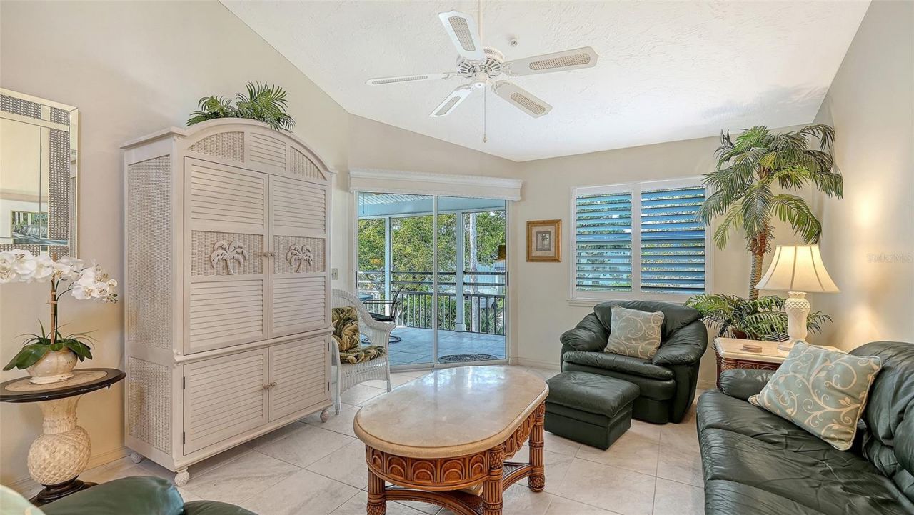 1225 Siesta Bayside Drive, Unit 1225B, Sarasota, FL 34242 Photo