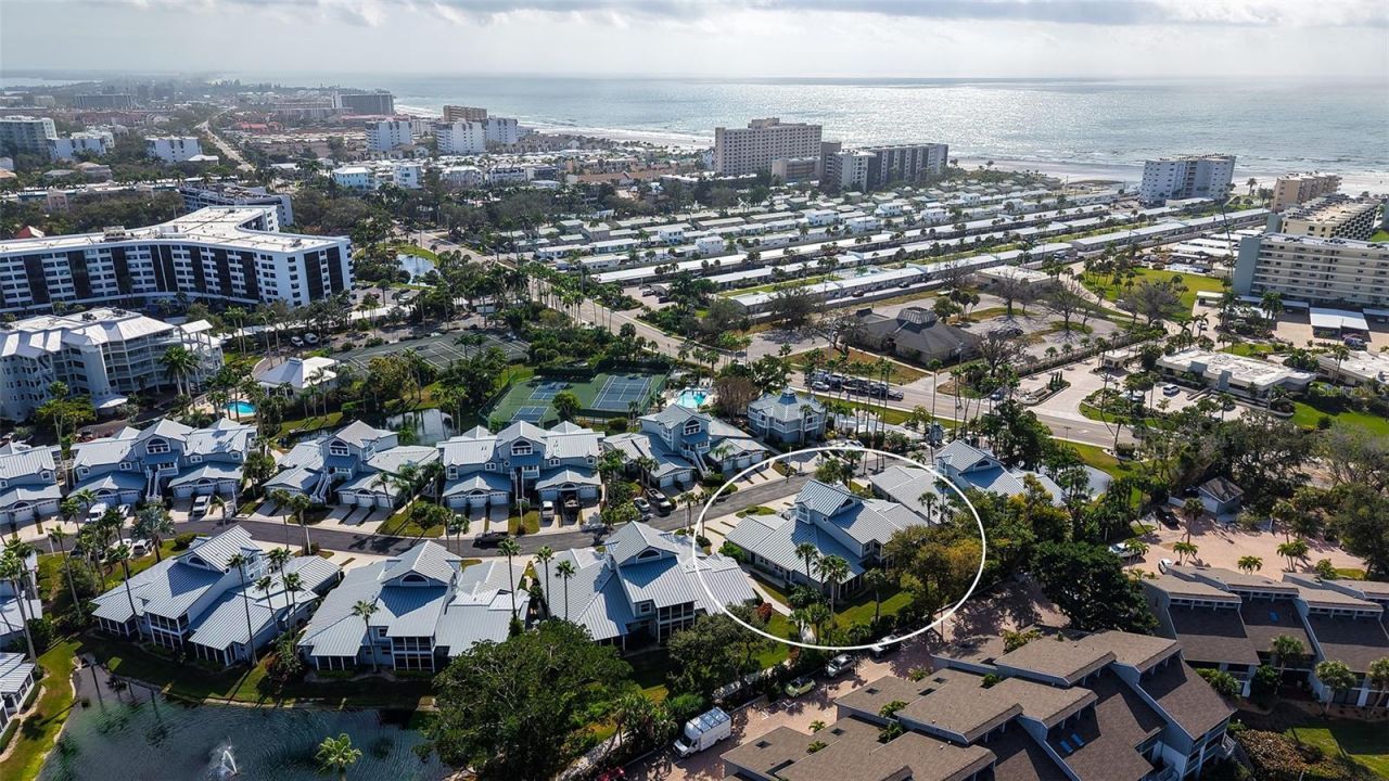 1225 Siesta Bayside Drive, Unit 1225B, Sarasota, FL 34242 Photo