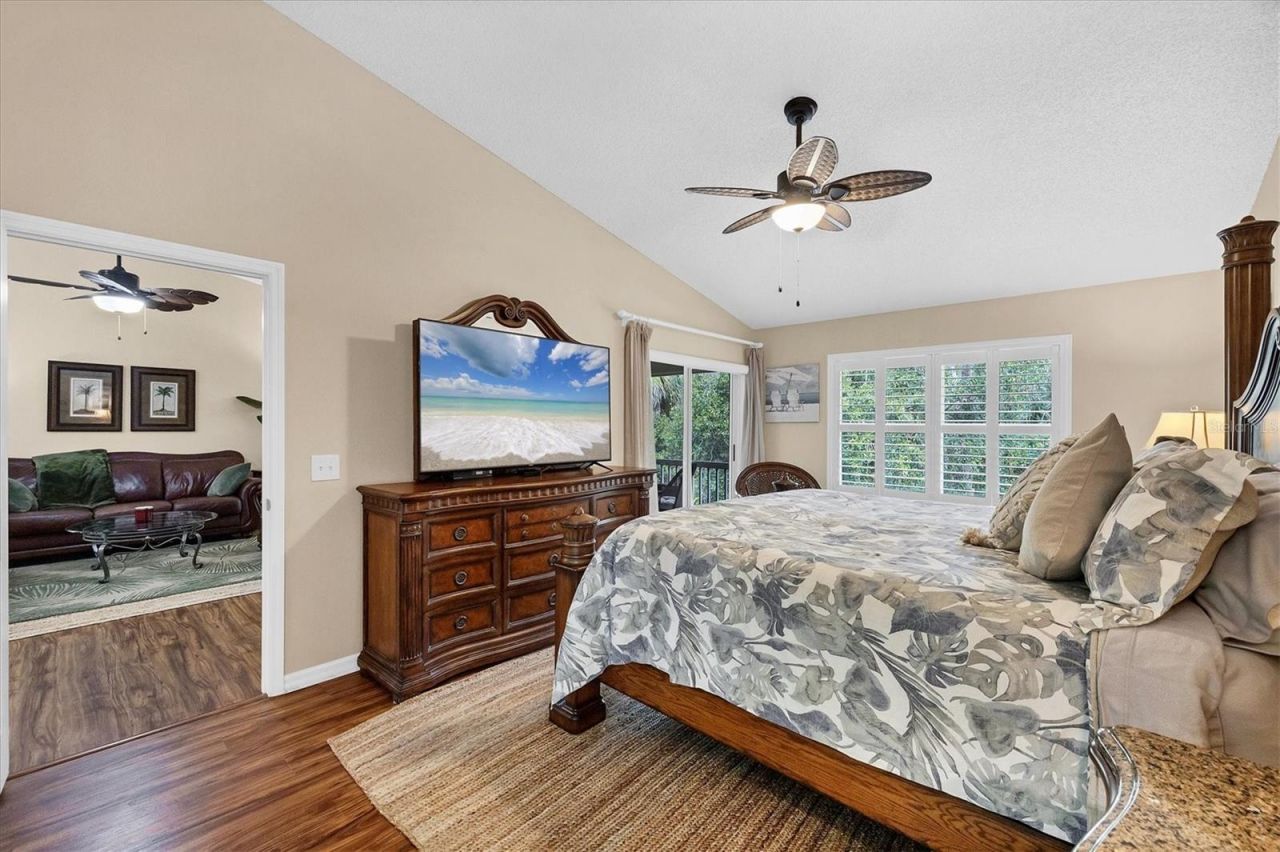 7266 Eleanor Circle, Unit 202, Sarasota, FL 34243 Photo