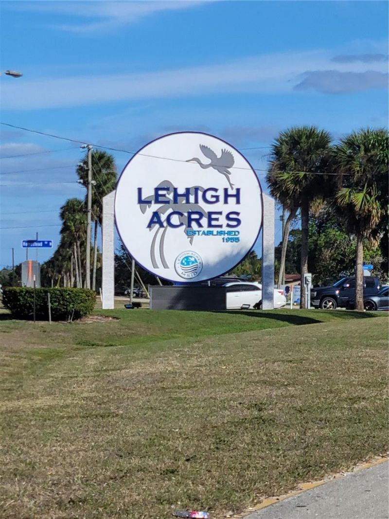 236 Pinola Avenue S, Lehigh Acres, FL 33974 Photo