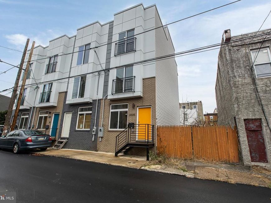 2035 N Orianna Street, Philadelphia, PA 19122 Main Photo
