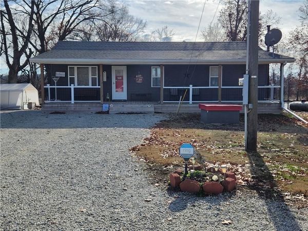 10010 NW 400 Road, Rockville, MO 64780