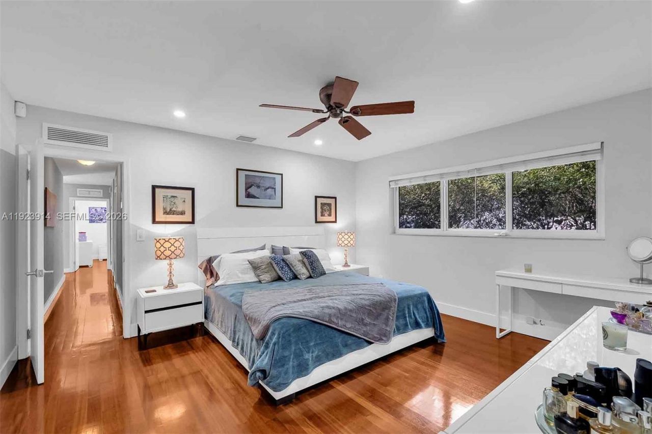 461 NE 115th St, Miami, FL 33161 Photo