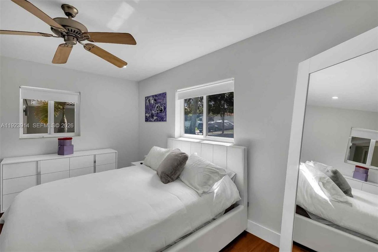461 NE 115th St, Miami, FL 33161 Photo