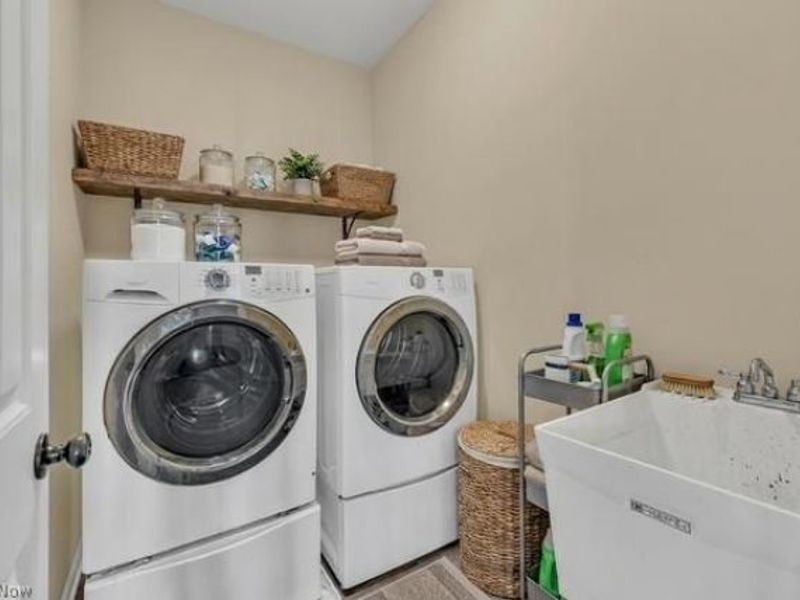 1482 Barrymore Lane, Wadsworth, OH 44281 Photo 13