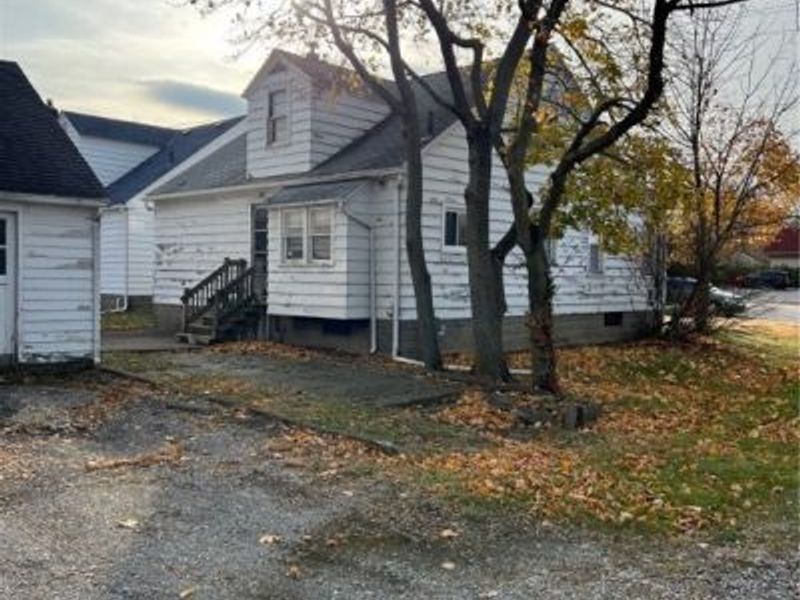 3905 Broadway, Lorain, OH 44052 Photo 3