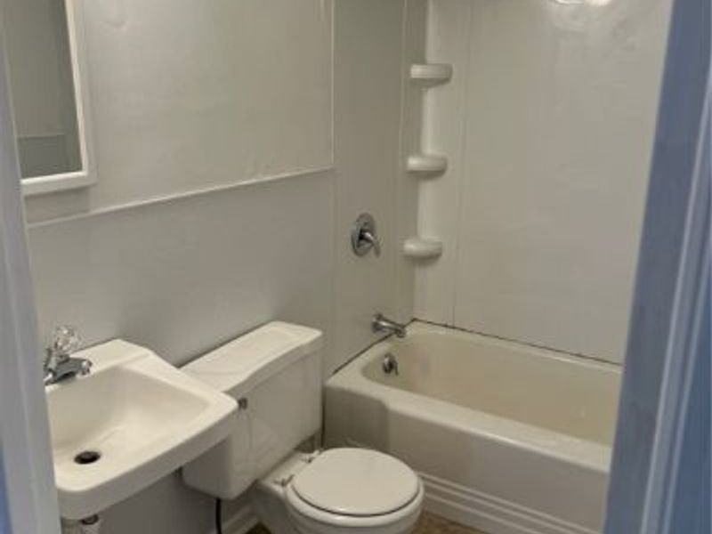 3905 Broadway, Lorain, OH 44052 Photo 6