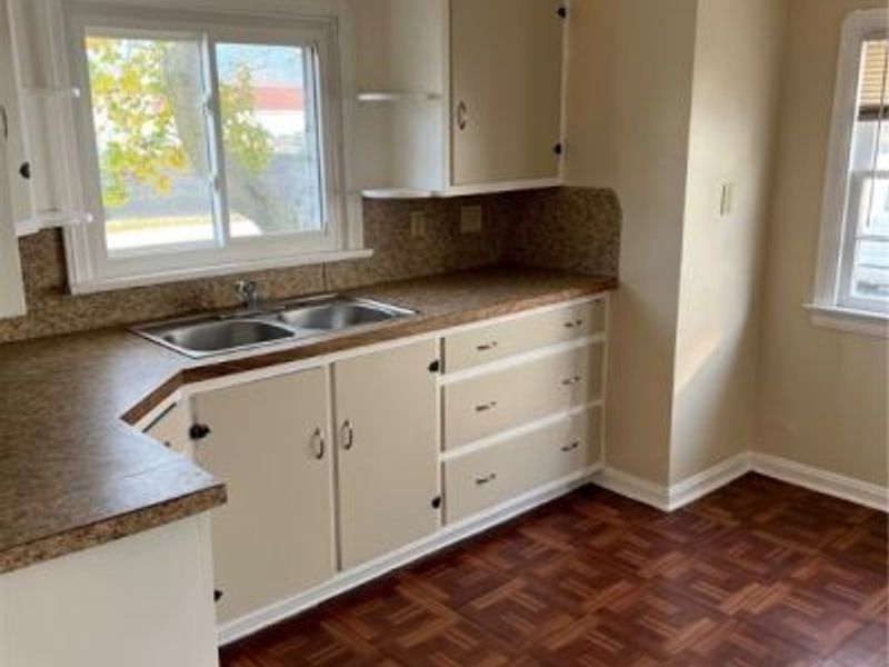 3905 Broadway, Lorain, OH 44052 Photo 9