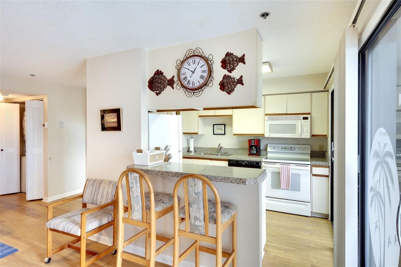 3601 E Bay Drive, Unit 102, Holmes Beach, FL 34217 Photo