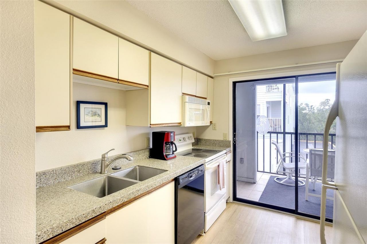 3601 E Bay Drive, Unit 102, Holmes Beach, FL 34217 Photo