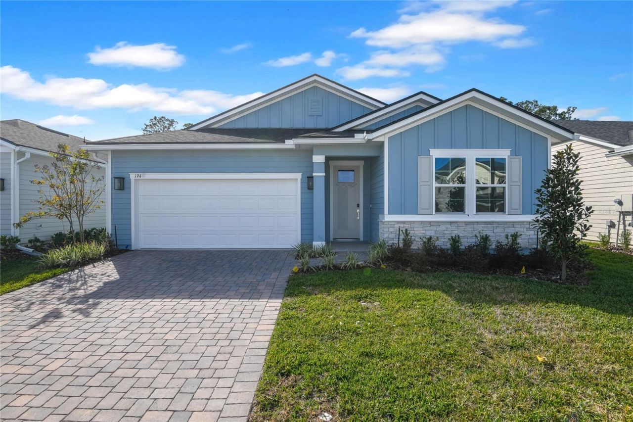 194 Enclave Avenue, Palm Coast, FL 32164 Main Photo