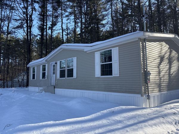 22 Birch Avenue, Oxford, ME 04270
