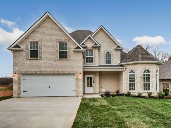 1338 English Oak Dr, Clarksville, TN 37043