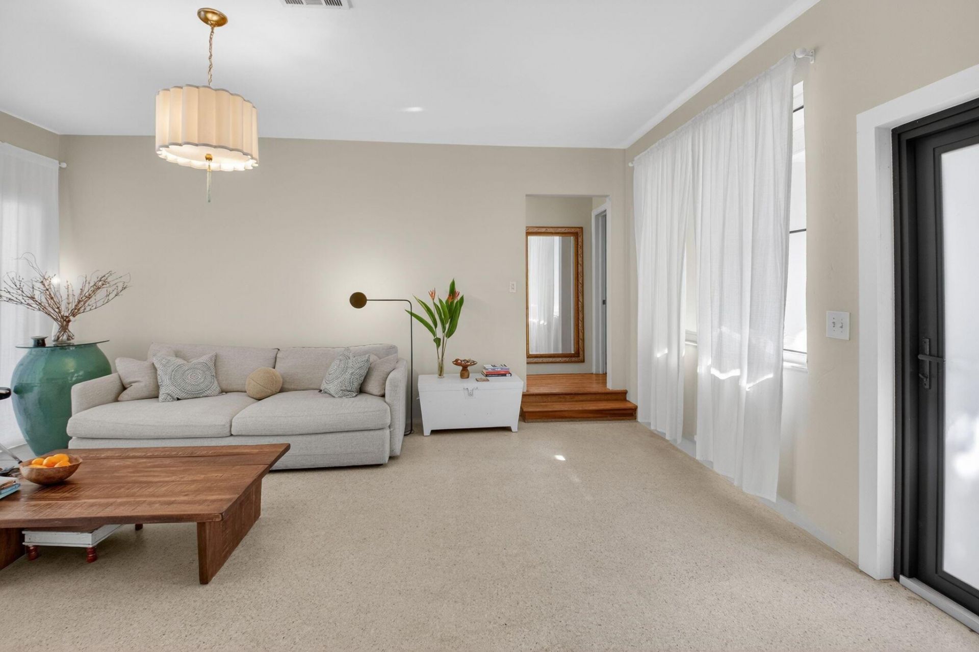 215 N Seacrest Circle, Delray Beach, FL 33444 Photo