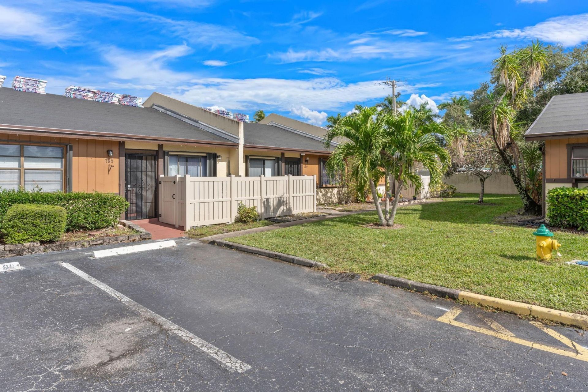 791 Banks Road, Unit 130, Pompano Beach, FL 33063 Photo