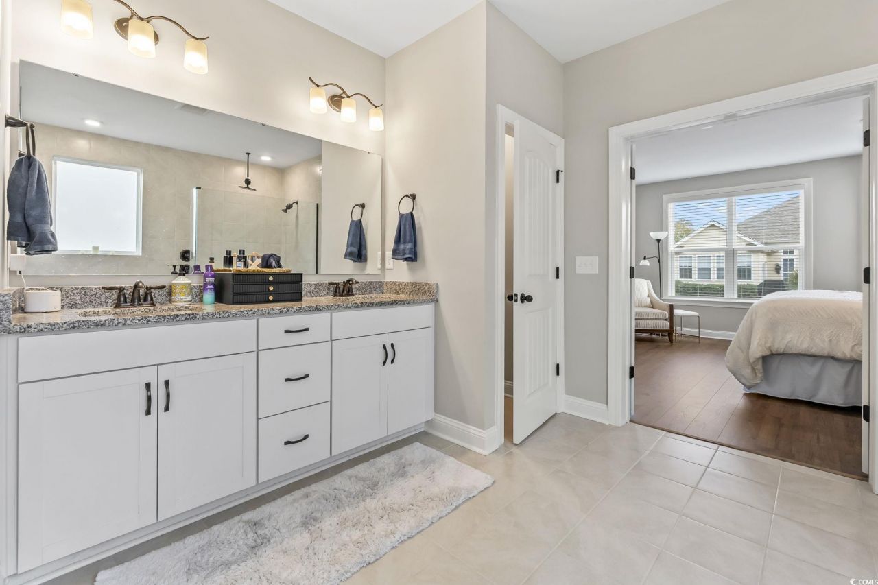 376 Mikita Dr. Photo 13