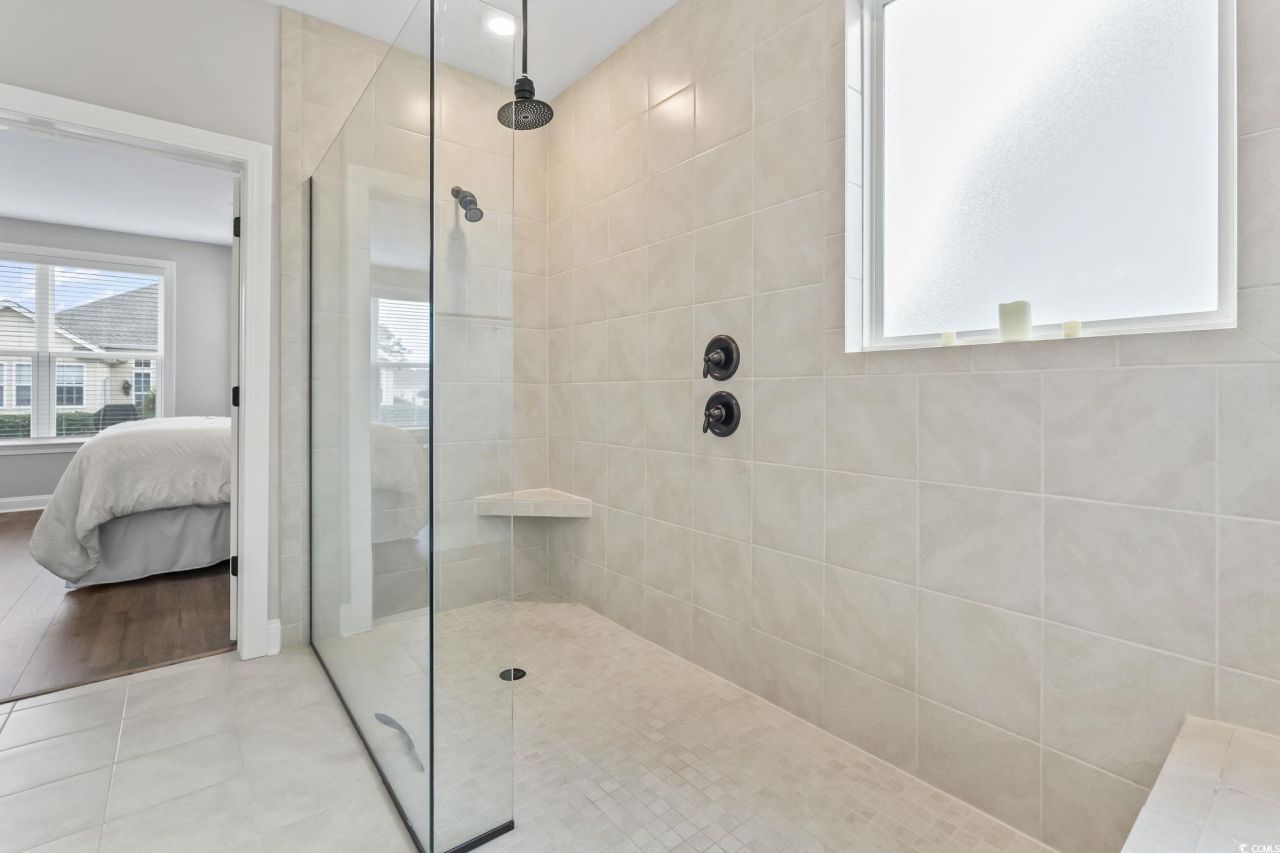 376 Mikita Dr. Photo 14