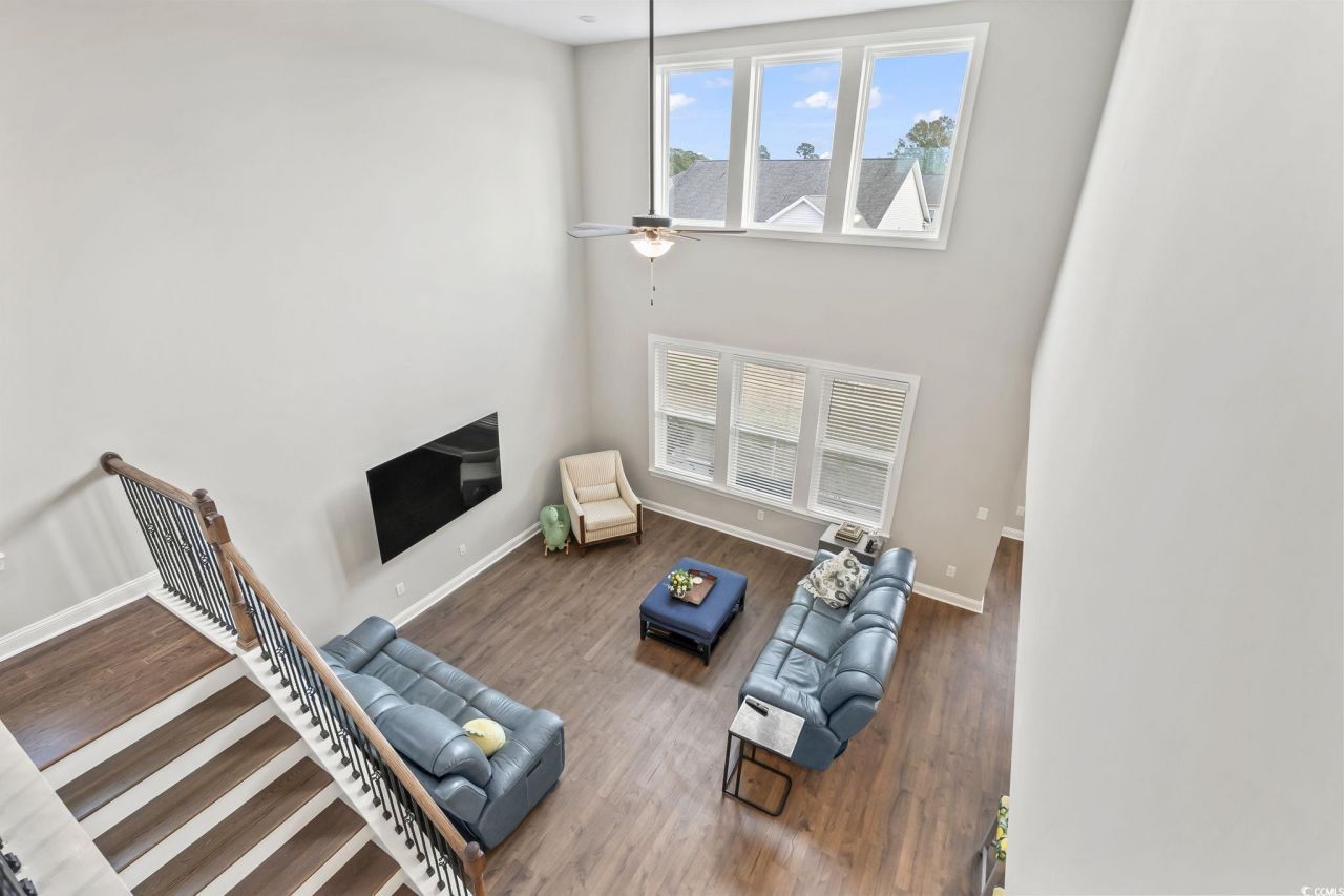 376 Mikita Dr. Photo 26